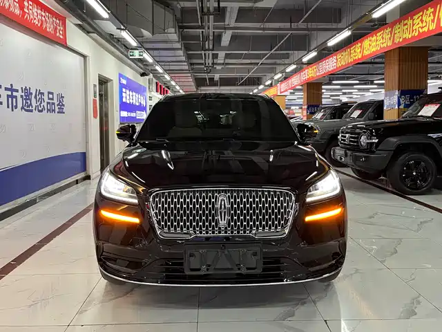 Lincoln Adventurer