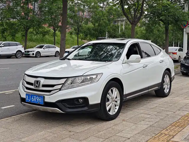 Honda Crosstour 2015