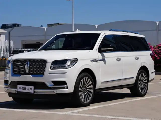 Lincoln Navigator 2021