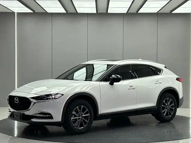 Mazda Mazda CX-4 2023