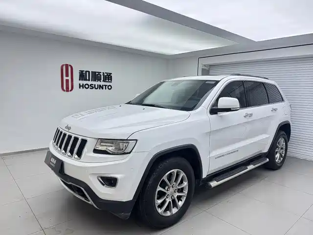 Jeep Grand Cherokee (Import) 2015