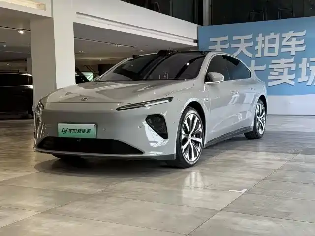 NIO NIO ET7 2023