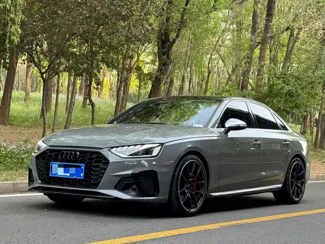 Audi Audi S4 2021