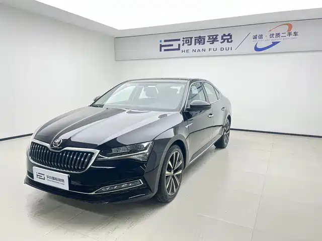 Škoda Superb 2024