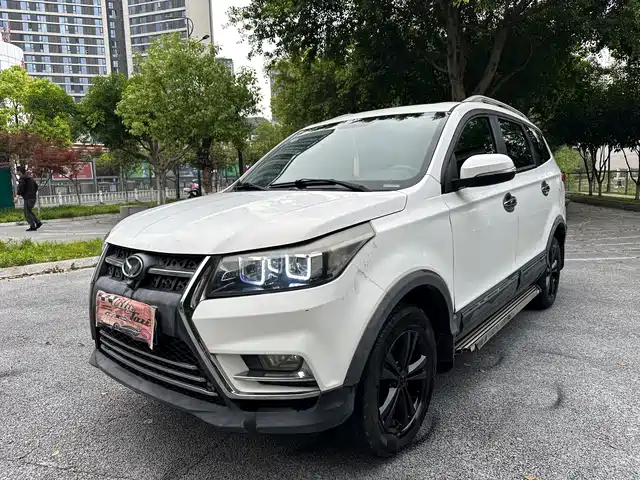 BAIC Huansu BAIC Huansu S3