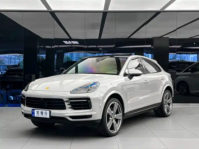 Porsche Cayenne 2022