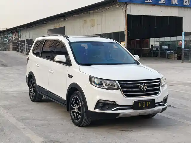 Dongfeng Fengxing Fengxing SX6