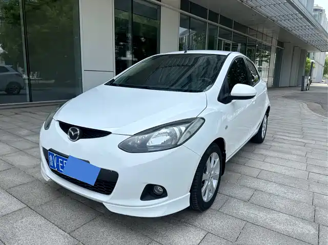 Mazda Mazda 2
