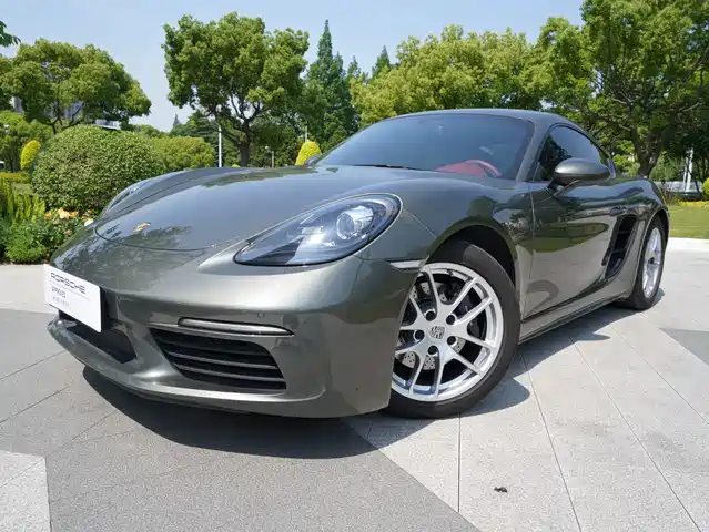 Porsche Porsche 718 2024