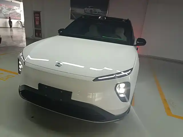 NIO NIO ES6 2023