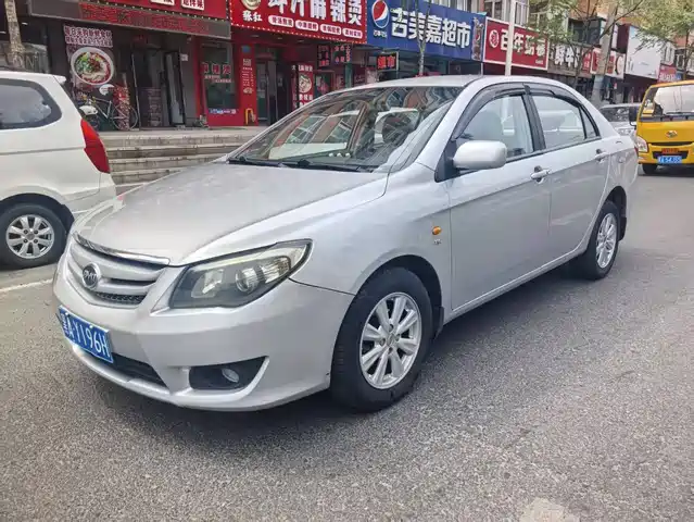 BYD BYD L3