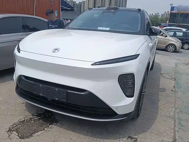 NIO NIO ES8