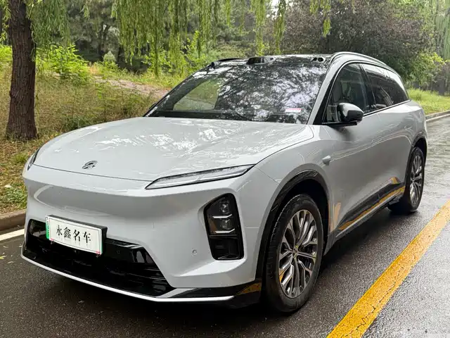NIO NIO ES6 2025