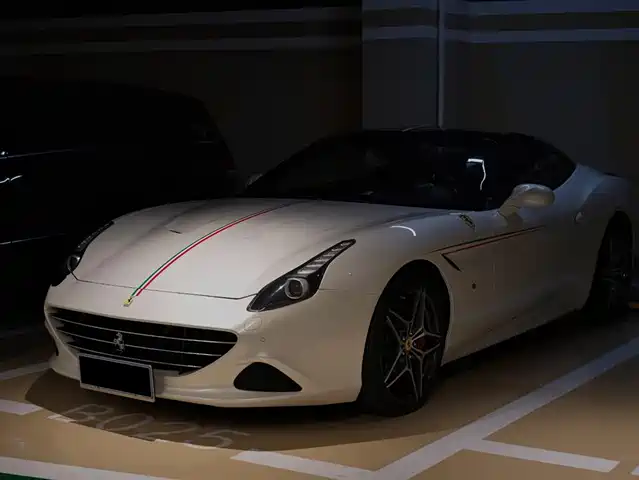 Ferrari California T 2016