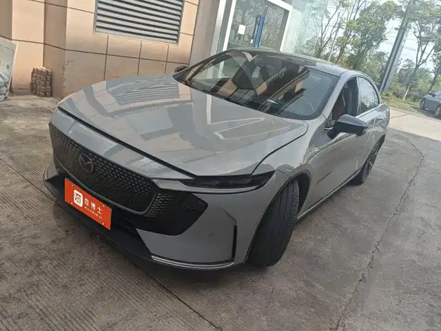 Mazda Mazda EZ-6