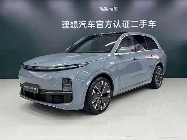 Li Auto Li L8 2025