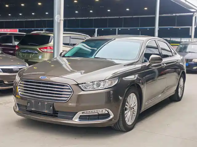 Ford Taurus 2018