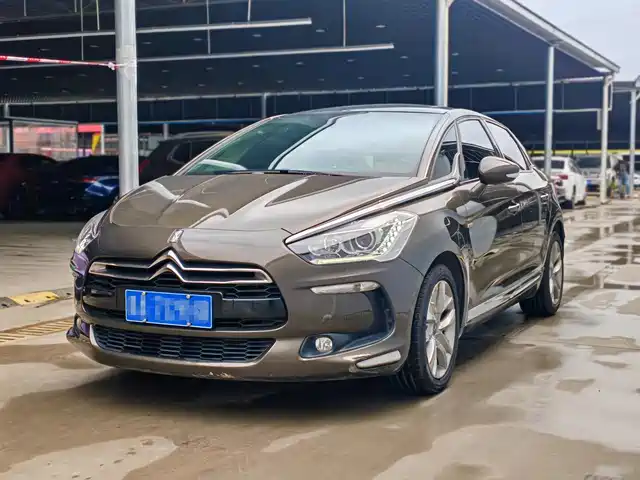 DS DS 5 2014