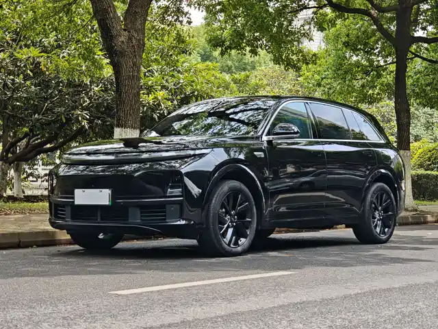 Li Auto Li Auto L7 2023