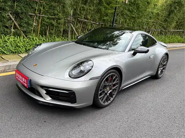 Porsche Porsche 911 2022