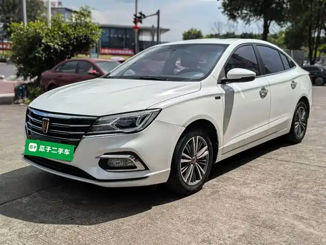 Roewe Roewe i5 2019