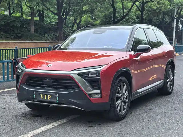 NIO NIO ES8 2019