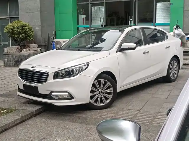Kia Kia K4 2016
