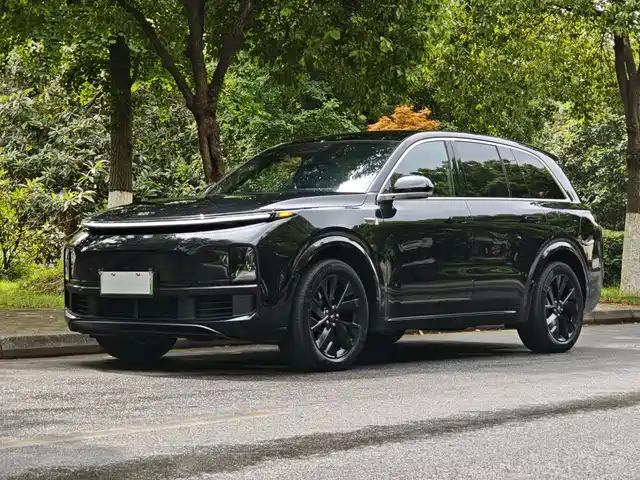 Li Auto Li L8 2023