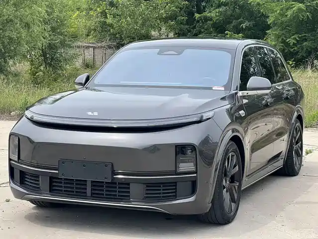 Li Auto Li L8 2024