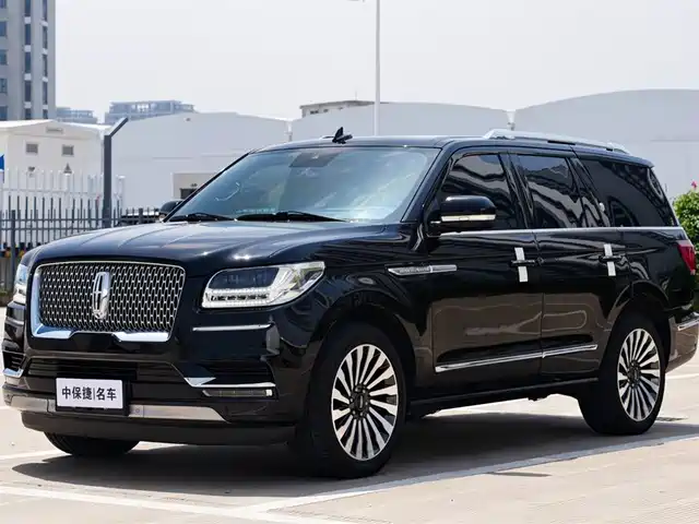 Lincoln Navigator 2021