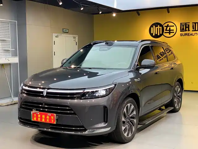 AITO Wenjie AITO M7