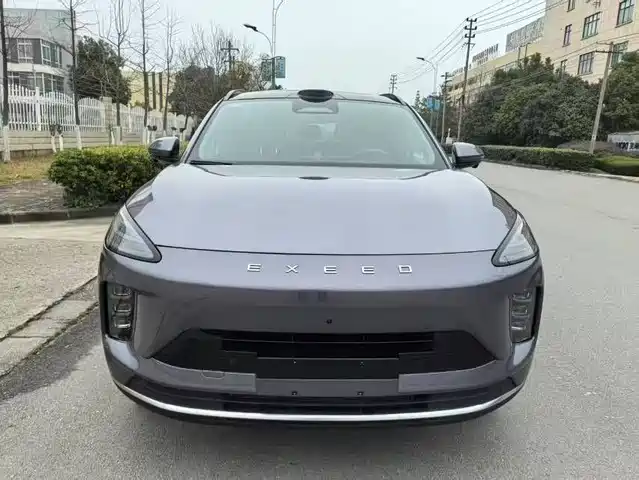 Exeed Starway E05