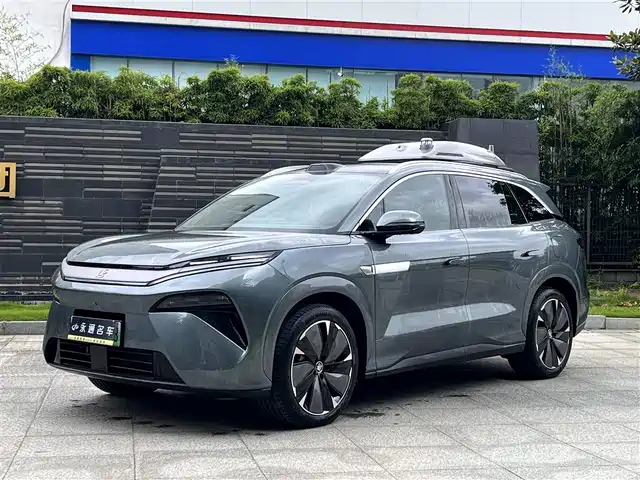 BYD Tang L 2025