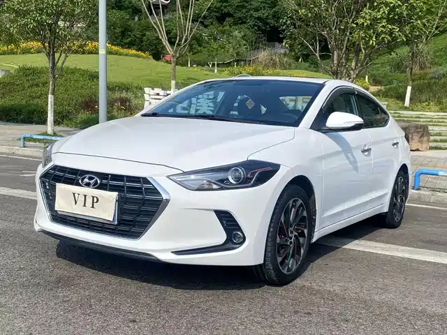 Hyundai Elantra 2020