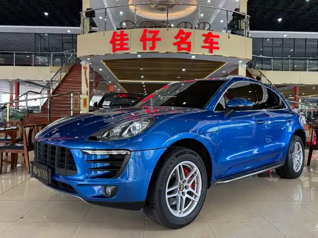Porsche Macan 2015