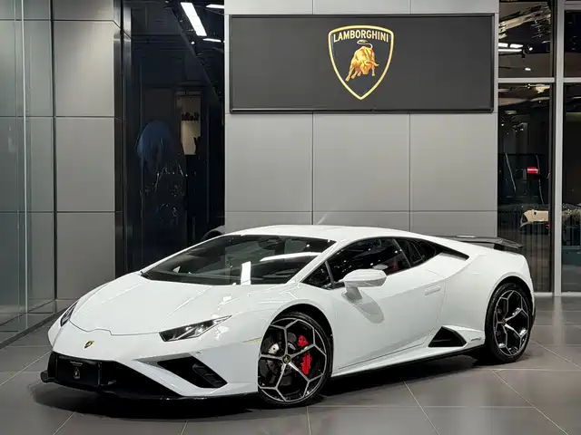 Lamborghini Huracán 2021