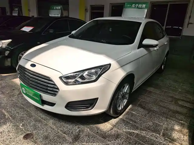Ford Ford Escort 2021