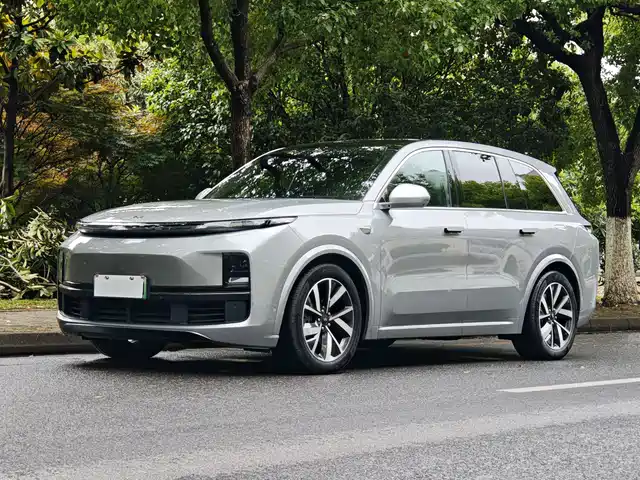 Li Auto Li L8 2023