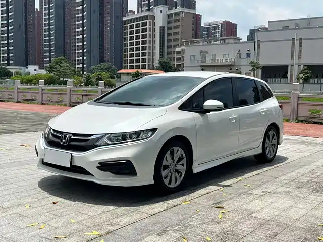 Honda Jade 2017
