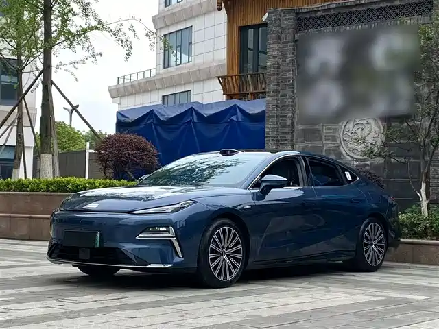 Geely Galaxy Galaxy Xingyao 8 2025