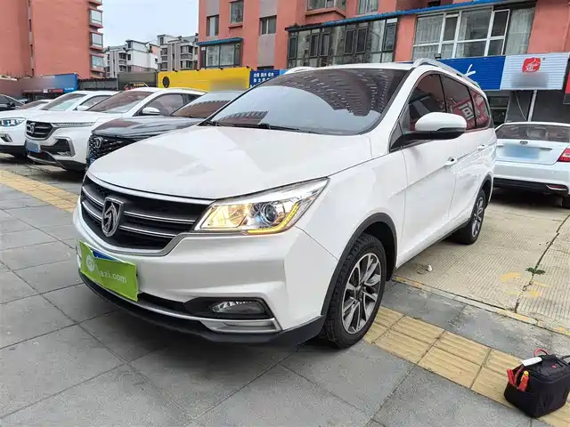 Baojun Baojun 730 2019