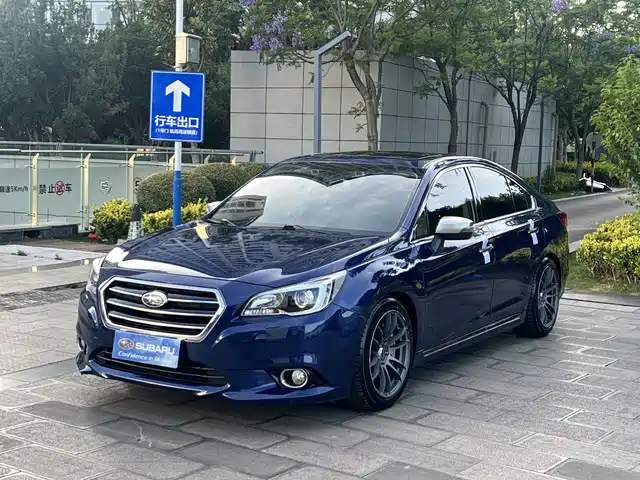 Subaru Legacy 2017