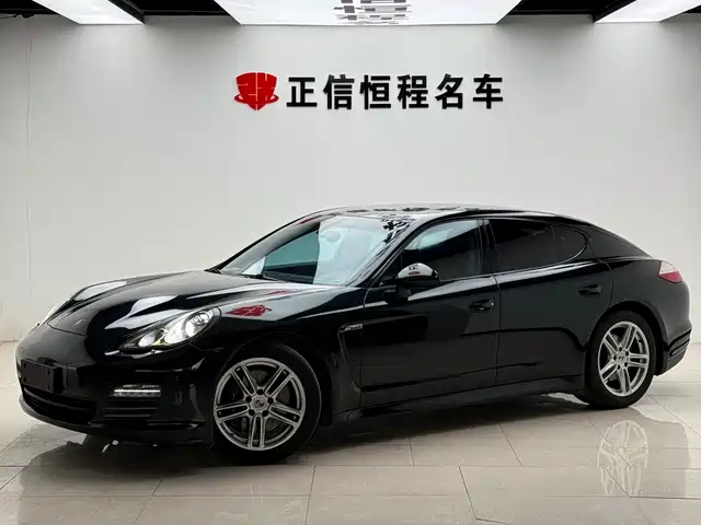 Porsche Panamera 2012