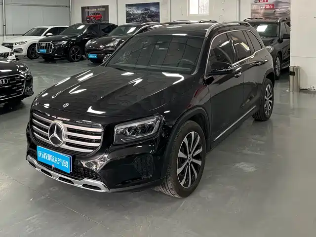 Mercedes-Benz Mercedes-Benz GLB