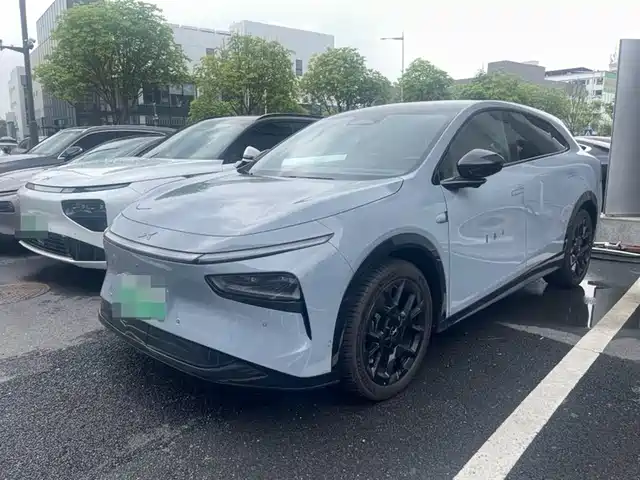 XPeng XPeng G7 2025