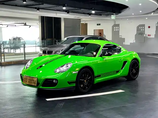 Porsche Cayman 2010