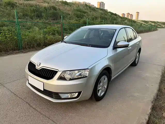 Škoda Octavia 2015