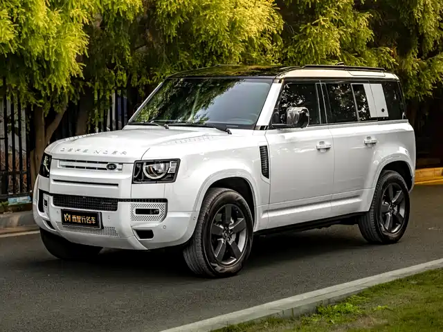 Land Rover Land Rover Defender 2022