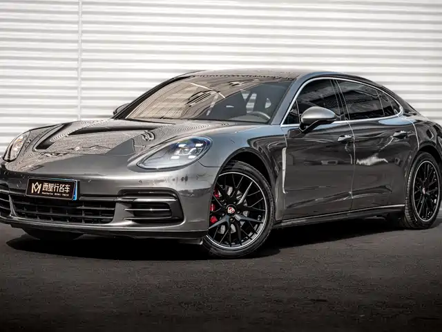 Porsche Panamera 2018
