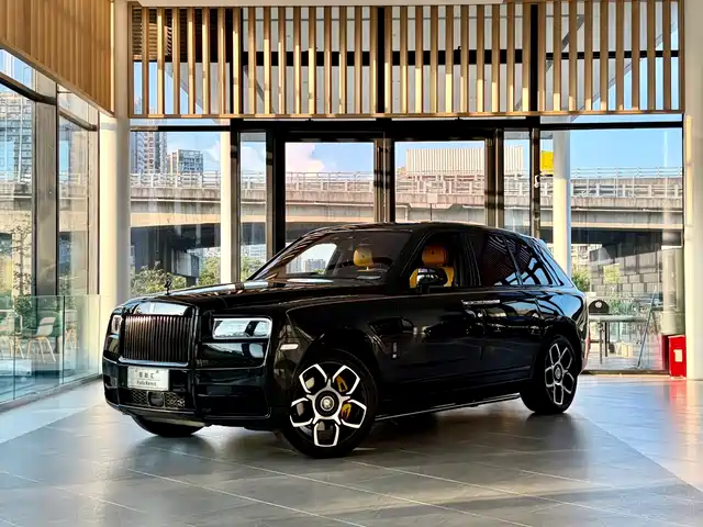 Rolls-Royce Cullinan 2023